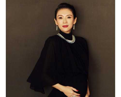 月经来是褐色量少~借卵包男孩